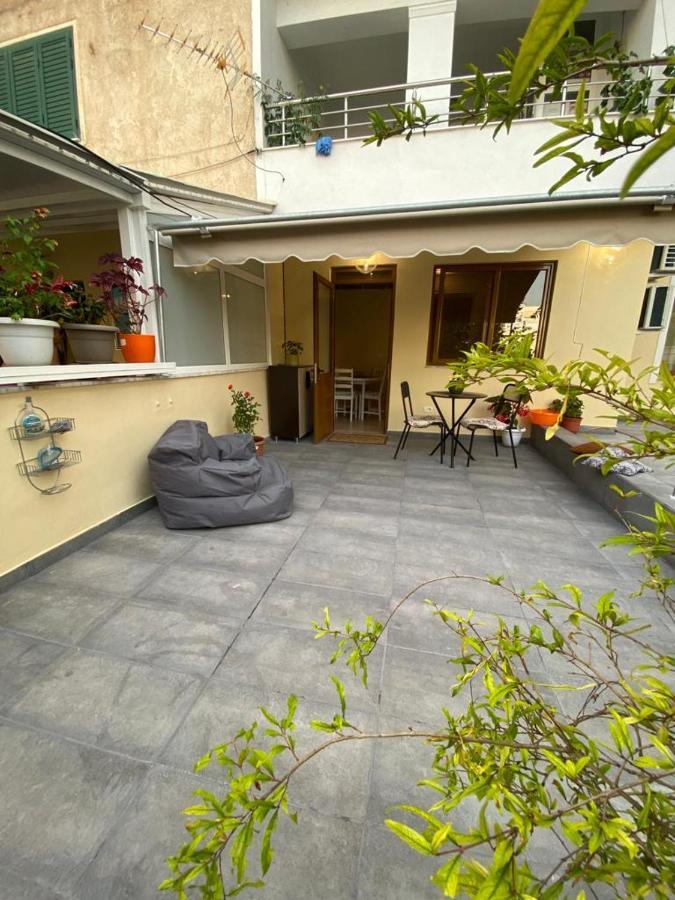 Saranda Beach Apartment Kültér fotó