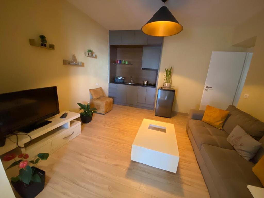 Saranda Beach Apartment Kültér fotó