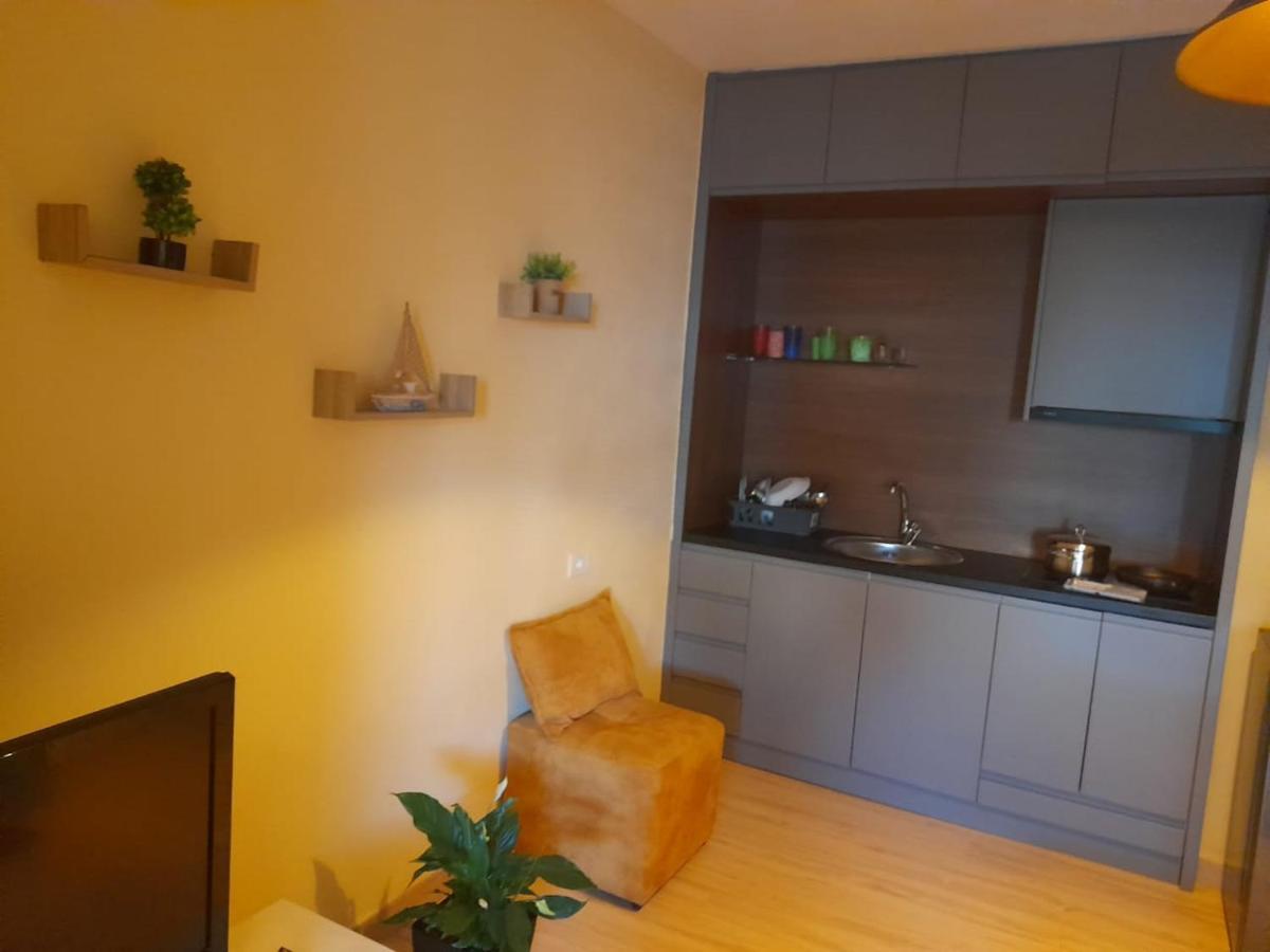 Saranda Beach Apartment Kültér fotó